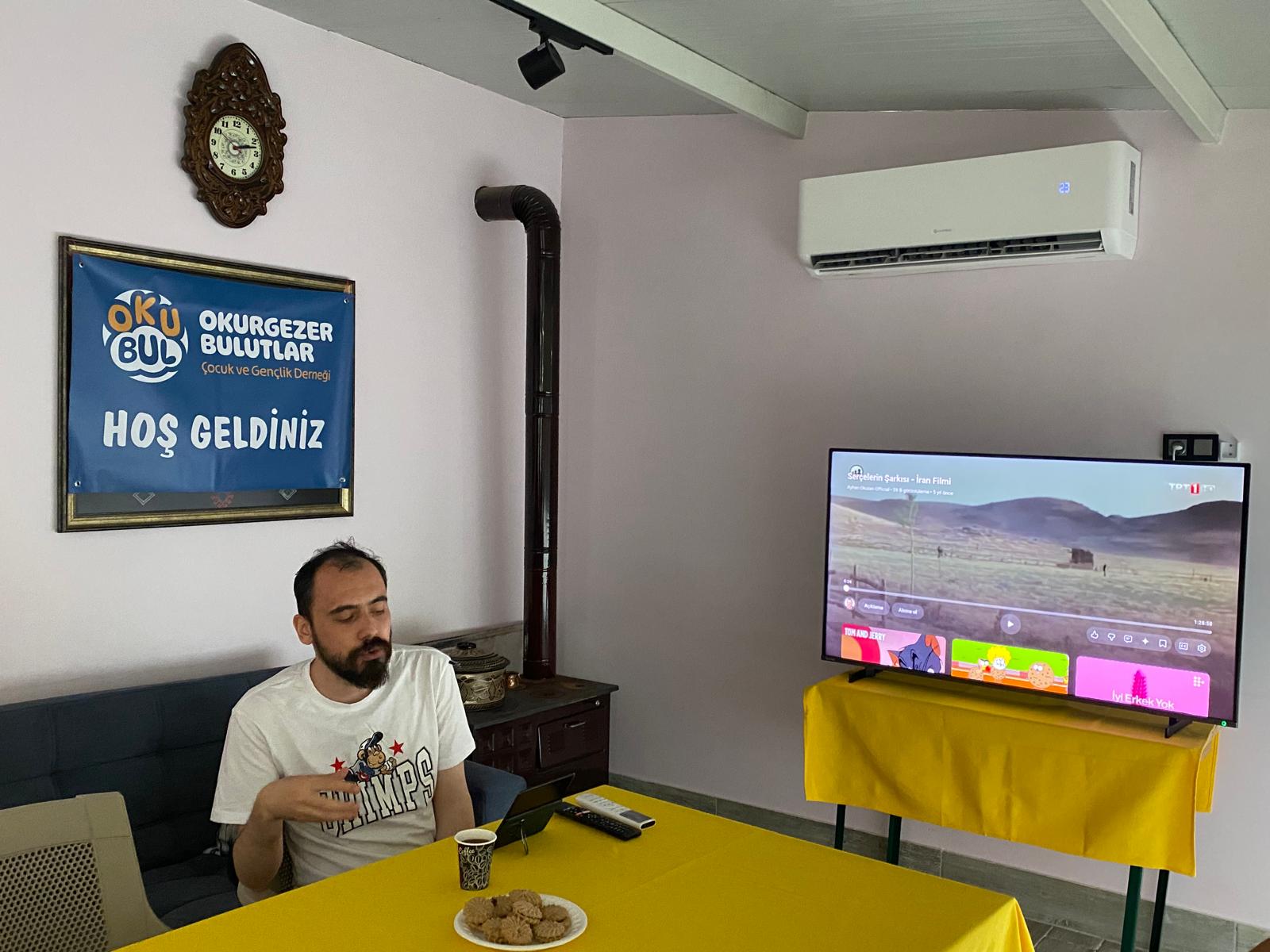 Hayal Perdesine "Serçelerin Şarkısı" Yansıdı